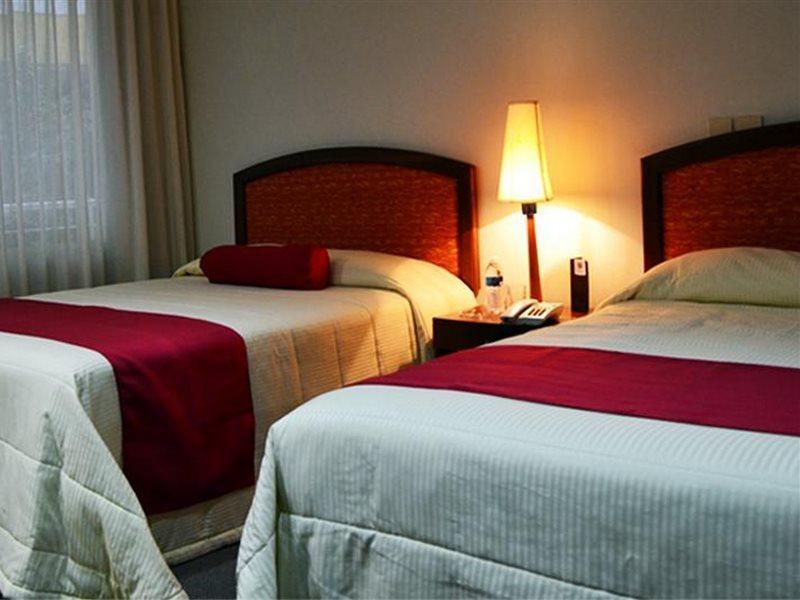 Hotel Mediterraneo Sa De Cv Tulancingo Extérieur photo