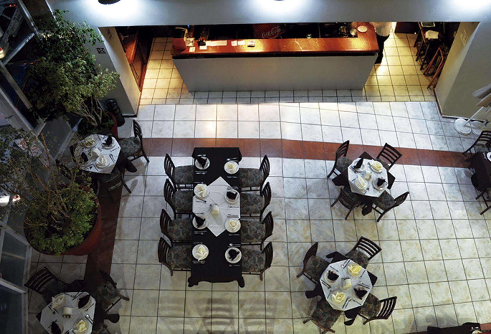 Hotel Mediterraneo Sa De Cv Tulancingo Extérieur photo